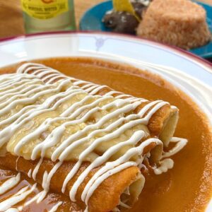 La Reyna Enchiladas (Filled with only chicken)